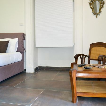 Questo Rinascimento Casa Newman Neapel Exteriör bild
