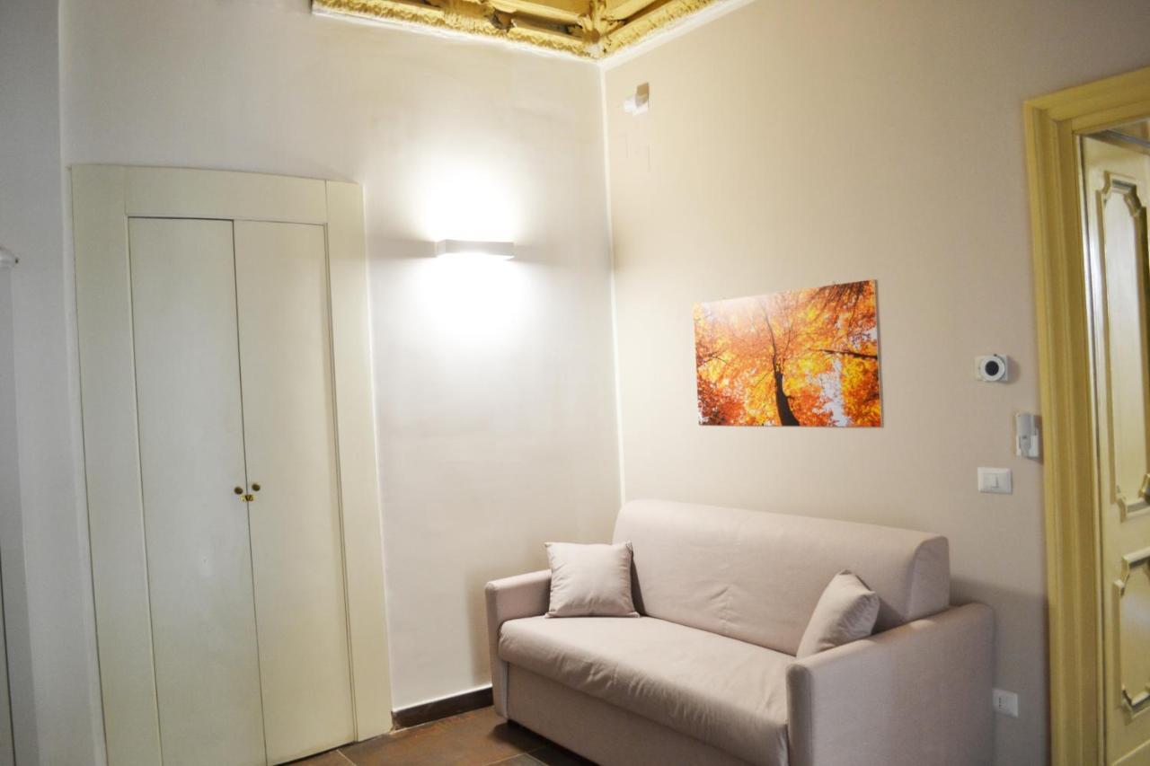 Questo Rinascimento Casa Newman Neapel Exteriör bild